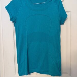 lululemon athletica Vibrant Blue Short Sleeve Tee